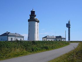 Le phare du Stiff et la tour radar.