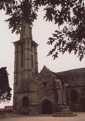 Image illustrative de l'article Église Saint-Yves de Plounéour-Ménez