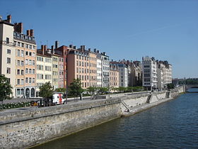 Image illustrative de l'article Place Benoît-Crépu