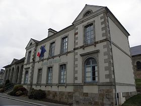 Mairie de Pleine-Fougères.
