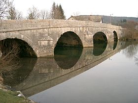 Pont-du-Navoy : le pont du XVIIIe siècle