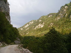 La vallée de la Prača près de Renovica, dans la municipalité de Pale-Prača