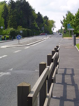 Photographie de la route N 209 : La RD 2209 (ex-RN 209) à Bellerive-sur-Allier, vers Gannat