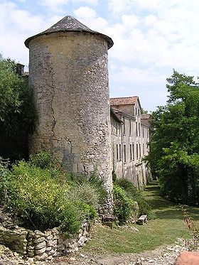 Image illustrative de l'article Château de Richemont (Charente)