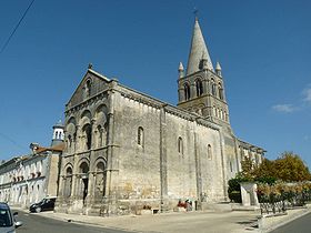 L'église de Roullet