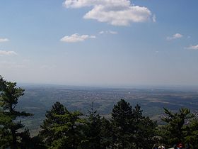 Vue générale de Rušanj depuis le mont Avala