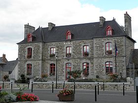 Mairie de Saint-M'Hervé.