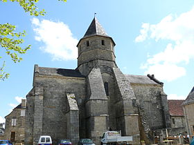 Saint-Robert - Eglise -2.JPG