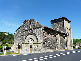 L'église Notre-Dame de l'Assomption au ras de l'ancienne RN 89