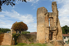 Les ruines du château de Lostanges
