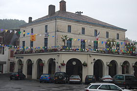 Mairie de Salies-de-Béarn.