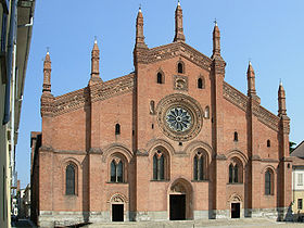 Façade de Santa Maria del Carmine
