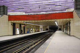 Sherbrooke Montreal Metro2.jpg
