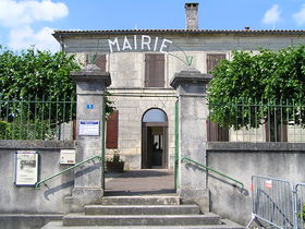 La mairie de Saint-Laurent-de-Cognac