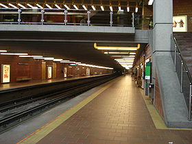 Station Université-de-Montréal.jpg