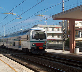 Rame Vivalto gare de Santhià décembre 2005