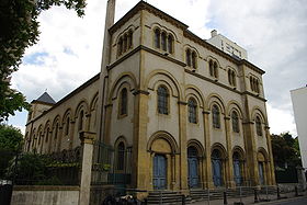 Façade de la synagogue de Metz.