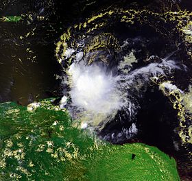 Tempête tropicale Jerry le 7 octobre, approchant les Petites Antilles
