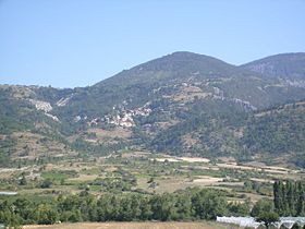 Vue générale du village de Théus