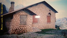 Construction à l'architecture unique en Kabylie, symbole d'Aït-Ergane