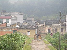 Un village traditionnel dans le xian de Tongshan