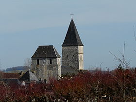 Ancienne abbaye Saint-Pierre-ès-Liens,les deux clochers