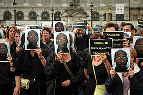 Manifestation en faveur de Troy Davis à Paris (France), le 12 juillet 2008.
