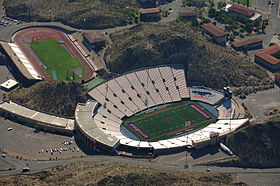 UTEP Sun Bowl Stadium Aerial View Sept 6 2009.jpg