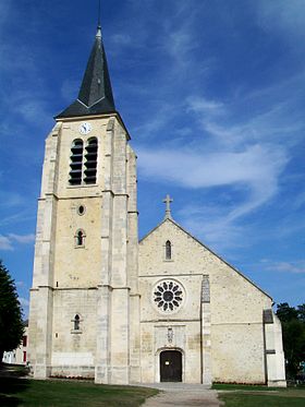 L'église Saint-Pierre-et-Saint-Paul des XVIe et XVIIe siècles.