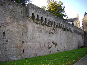Partie Gallo-romaine des remparts de Vannes (au nord de la tour Joliette)