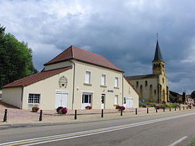 Mairie et église de Varenne-Saint-Germain