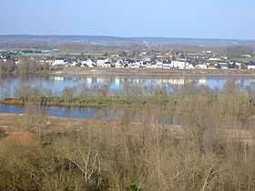 Vue générale depuis les hauteurs de Dampierre-sur-Loire