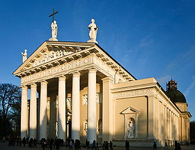 Façade de la Cathédrale de Vilnius