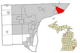 Wayne County Michigan Incorporated and Unincorporated areas Grosse Pointe Farms highlighted.svg