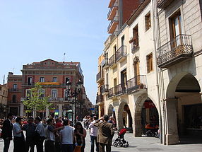 Plaça de la Vila Sant Celoni.jpg