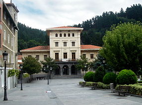 Hôtel de ville d'Ugao-Miraballes