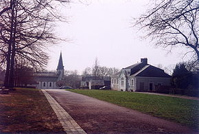 Mairie et église d'Authon, sur les Allées.
