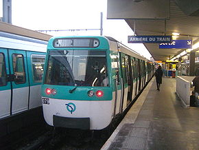  Le MF 77 n° 079 à Châtillon-Montrouge sur la ligne 13.