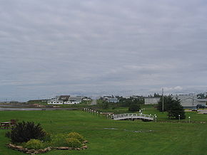 Bas-Caraquet, photo prise du Parc des Fondateurs. La marina est visible à gauche.