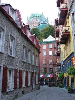 Narrow streets of the Lower Town of Quebec City.jpg