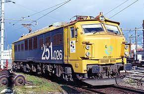  La 251-026-1 à Hendaye (29/11/2004).