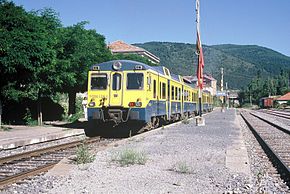  Le 592-134 en gare de Jaca (Aragon) (17 juillet 1988)