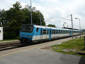  La Z 99582 en gare d'Arc-et-Senans (Doubs).