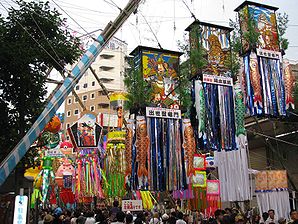 Tanabata festival in Hiratsuka 01.jpg