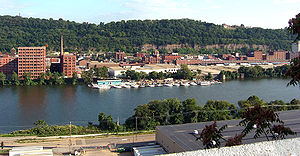 Allegheny River Pittsburgh.JPG