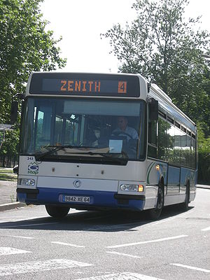Bus Stap Ligne 4 (Pau).jpg