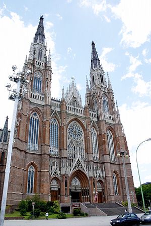 Catedral-La Plata-1.jpg