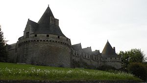 Chateau Pontivy1.JPG