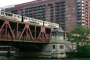 Chicago el train 2004.jpg
