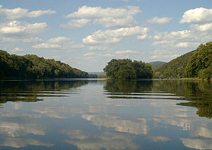 Delaware River DWG USA.jpg